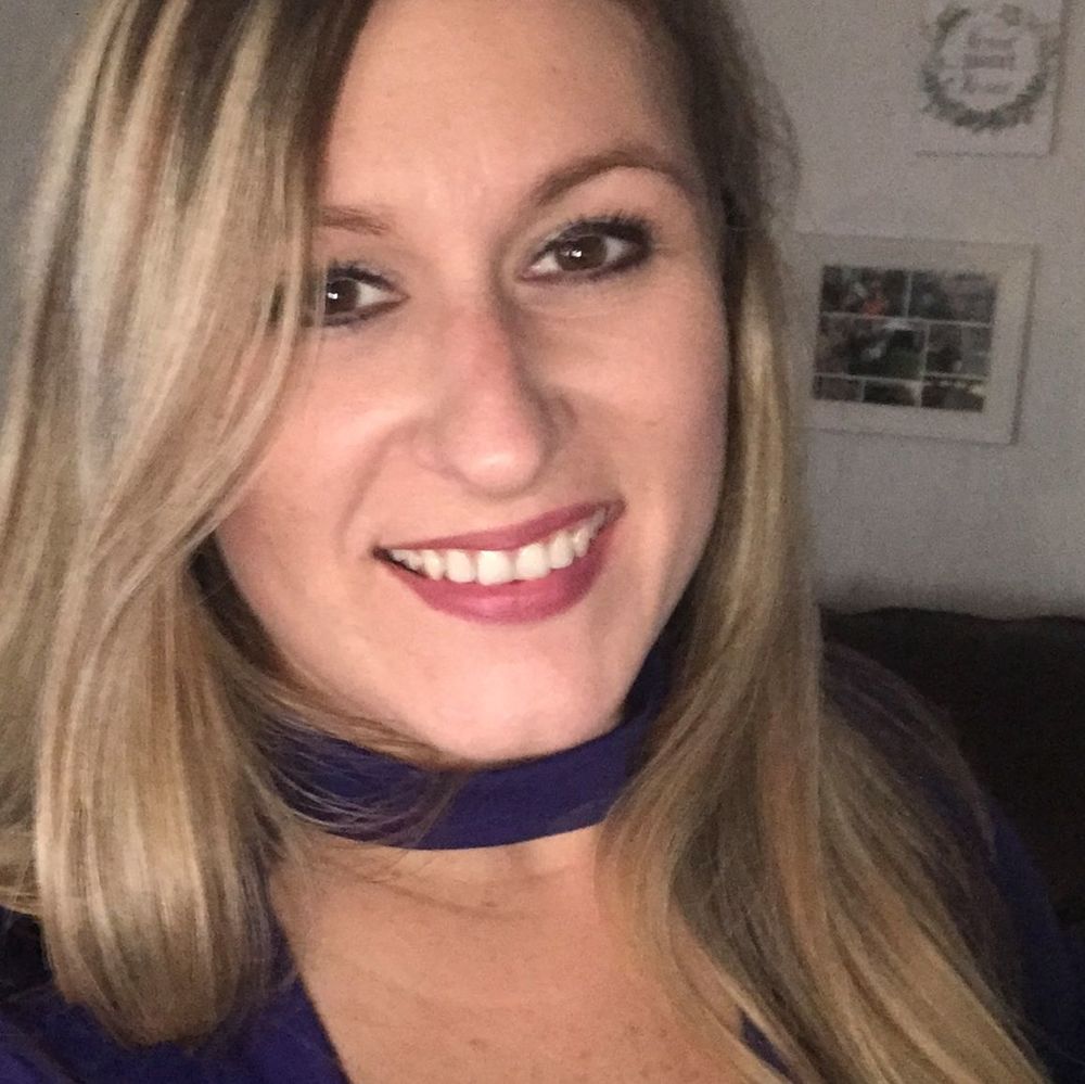 Meet your Posher, Angela
